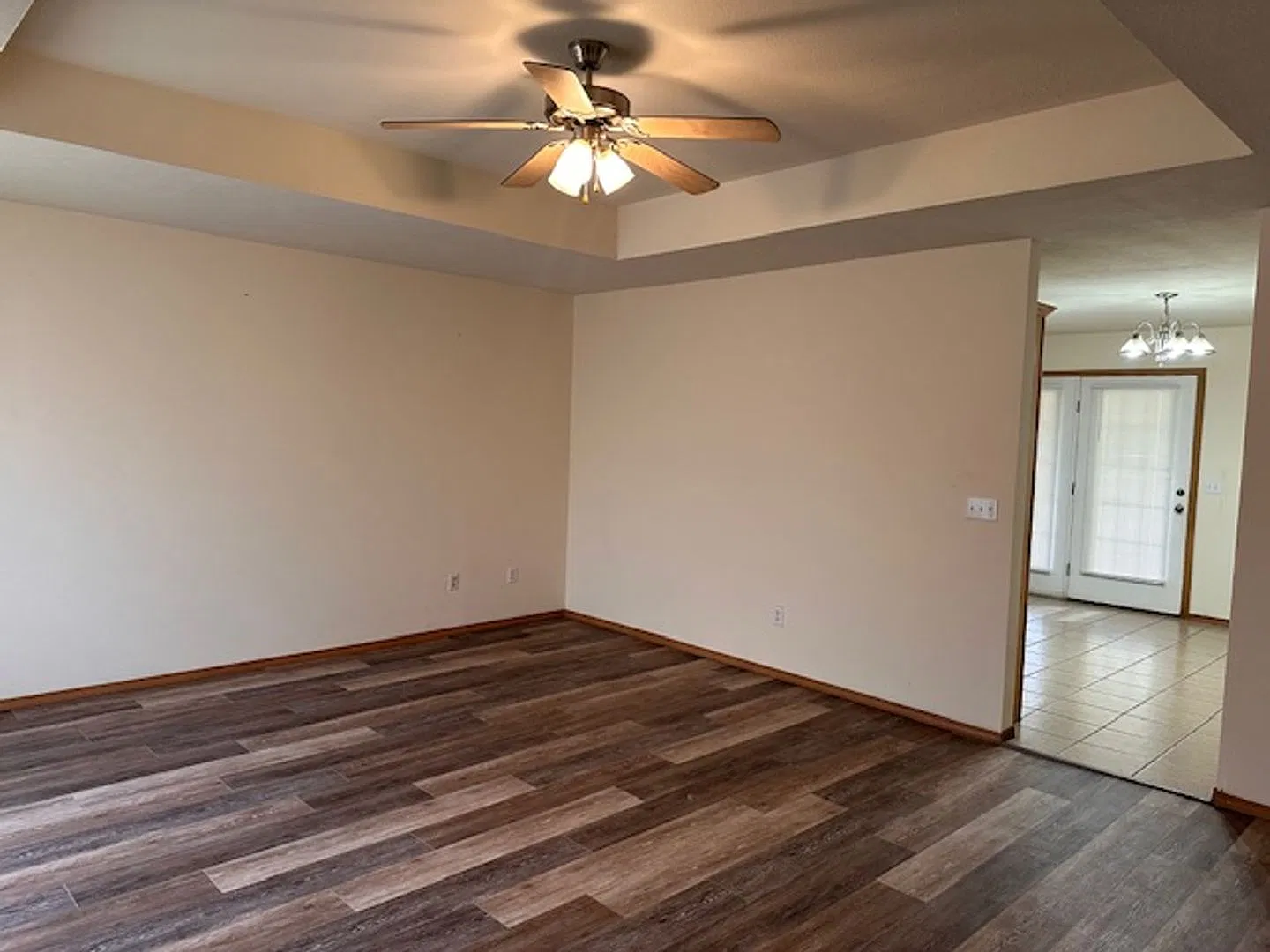 Great 3 bed 2 bath home in SE Springfield — Photo 2