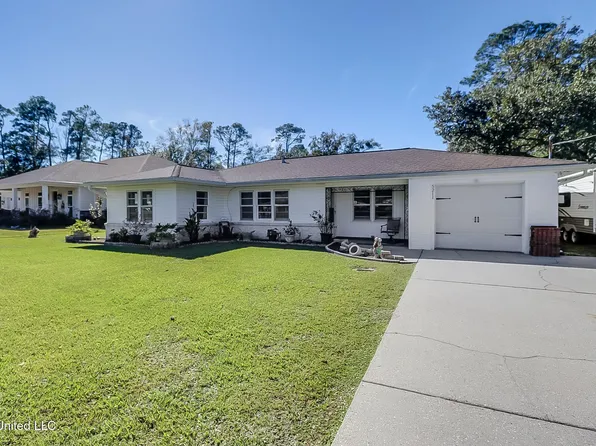 5211 Washington Ave, Gulfport, MS 39507