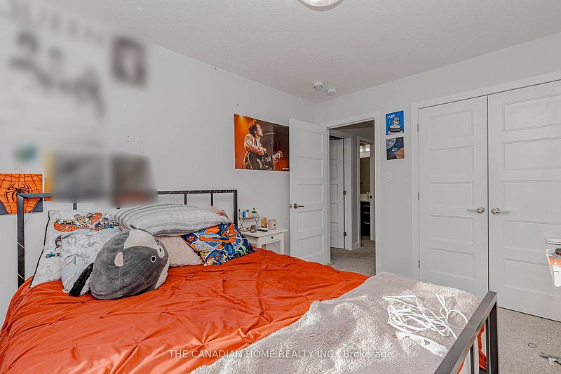 London Townhouse for rent - 3 Bedrooms — photo 41