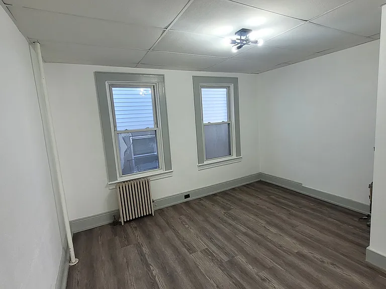 342 Long Ave — Photo 15