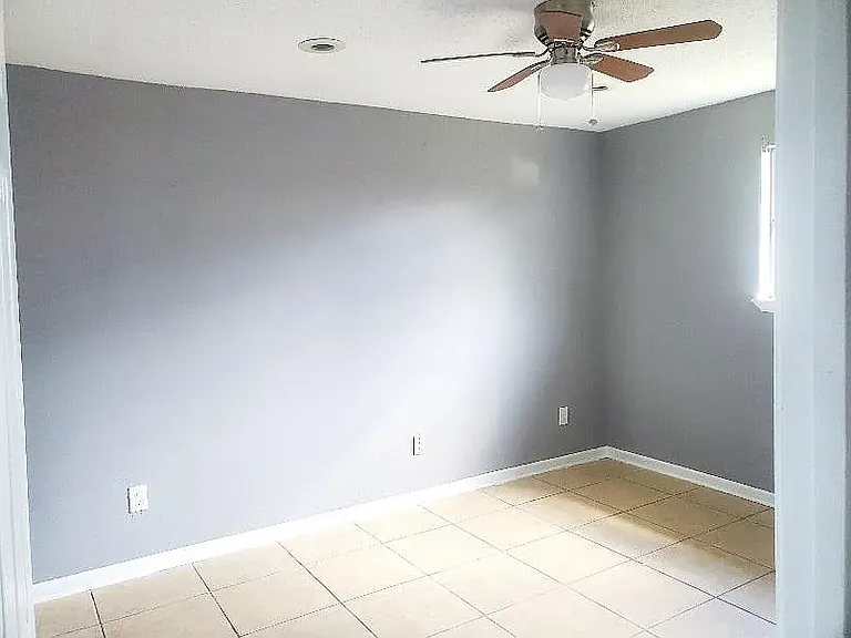 2810 Daniel Dr — Photo 3