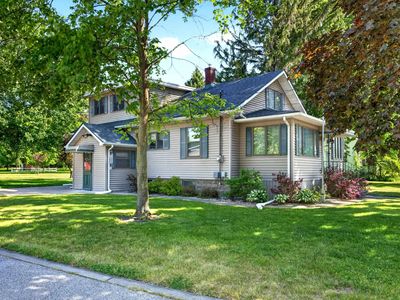 204 Russell Rd, Kawkawlin, MI, 48631
