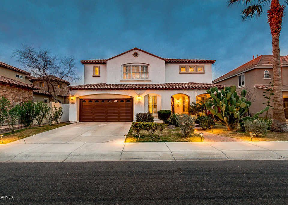 1st image of 2114 E Honeysuckle Pl