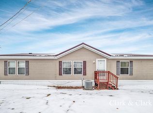 11400 Riverside Dr, Stanwood, MI 49346