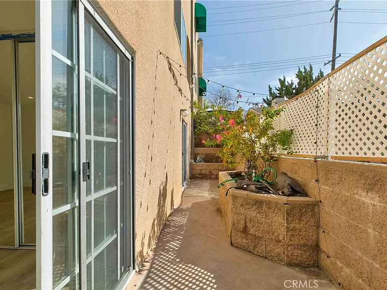 345 W Alameda Ave #104 — Photo 28