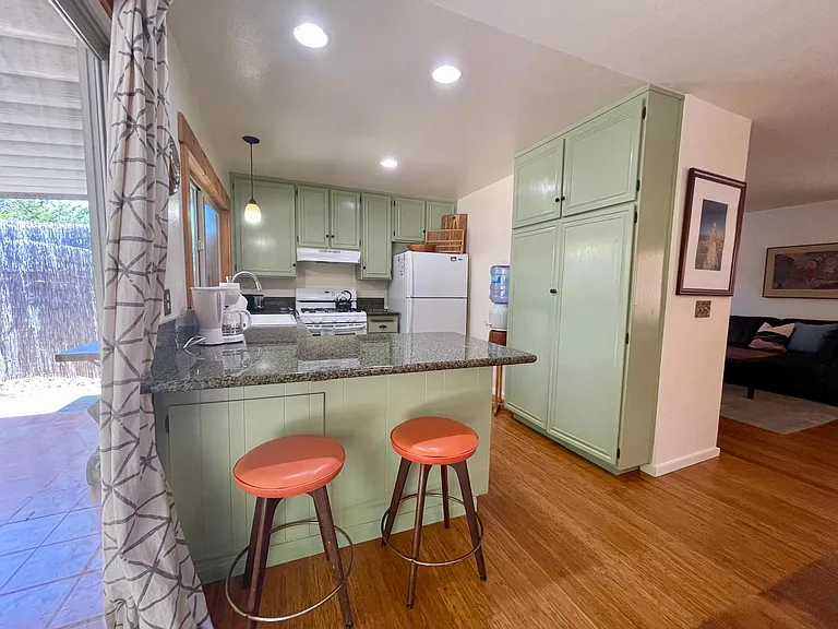 13752 Woodgate Pl — Photo 14