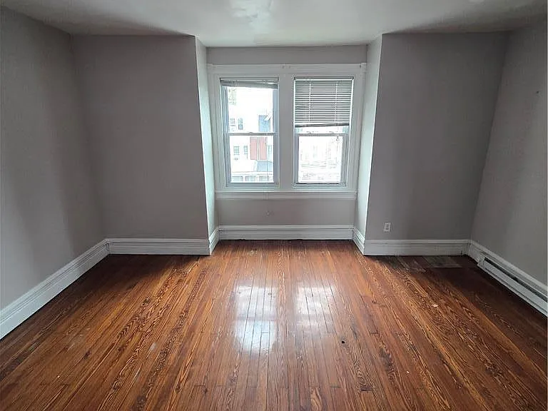 138 S 14th St — Photo 24