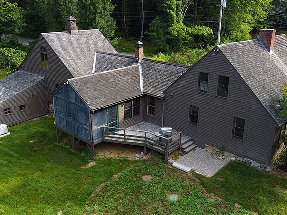 3rd image of 622 Spencer Rd