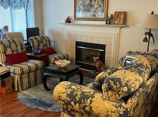 102 Berkeley Woods Dr, Duluth, GA 30096