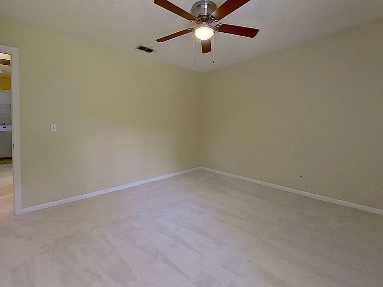 12404 Hatton Chase Ln W — Photo 19