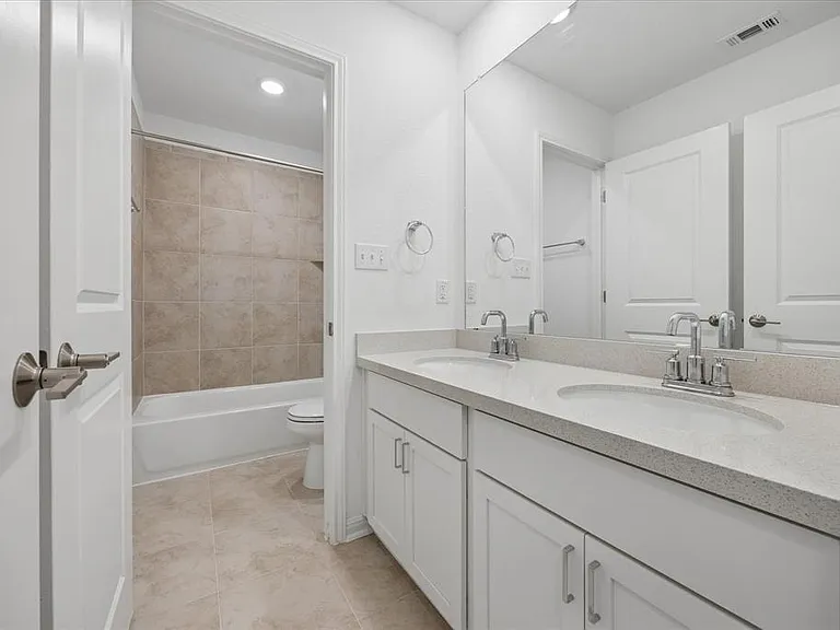 6407 Rounded Pebble Ln — Photo 24