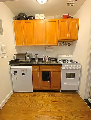 Rented by Corcoran | media 10