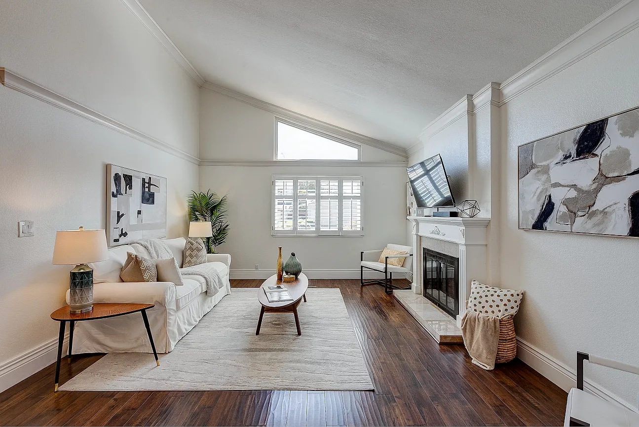 6 bed, 2866 sqft, $5,900 — Photo 3
