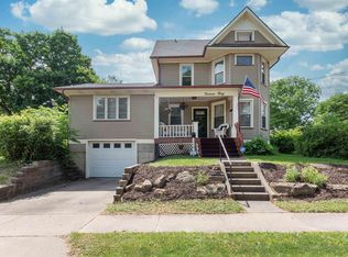 1430 Cedar St, Davenport, IA