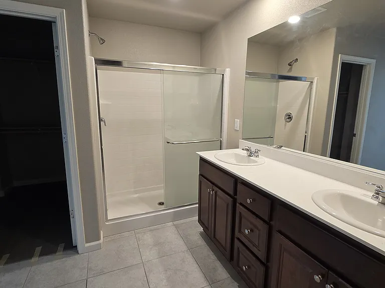 8955 Wolf River Dr — Photo 17