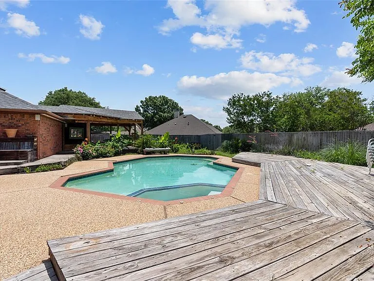 2136 Brownstone Ct — Photo 26