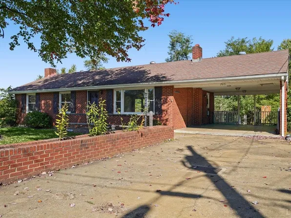 705 Pinecrest Ave, Bedford, VA 24523