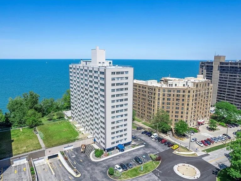 12520 Edgewater Dr #0 — Photo 1