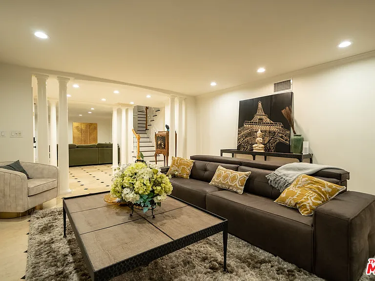 2461 Jupiter Dr — Photo 13
