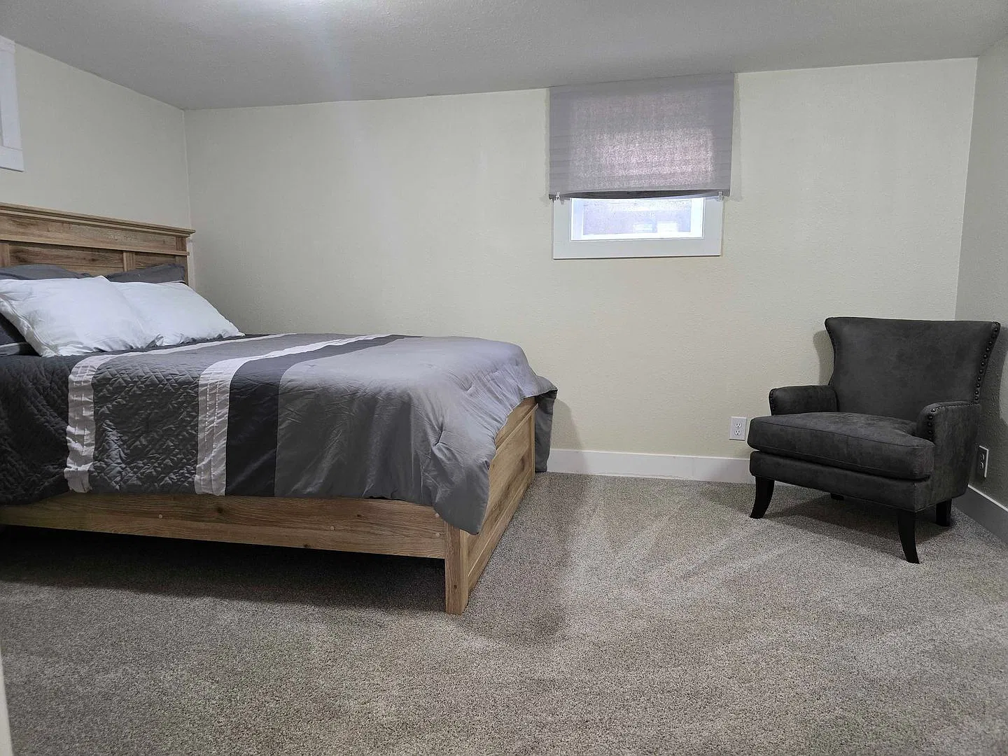 Near Downtown, Cheyenne Regional & F.E. Warren - Private Entry, Utilities Included — Photo 4