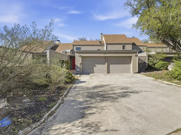 511 Fairway Dr, Kerrville, TX 78028