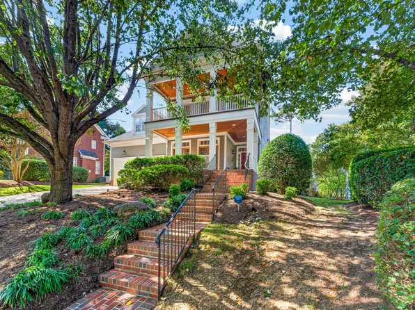 1028 Pinehurst Dr, Chapel Hill, NC 27517