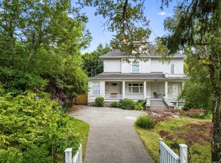 1503 Laurel Ln, Victoria, BC V8S1Y2