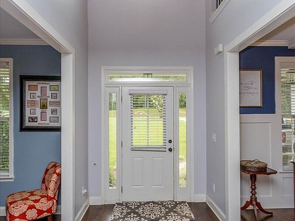 5th image of 706 William Avenue