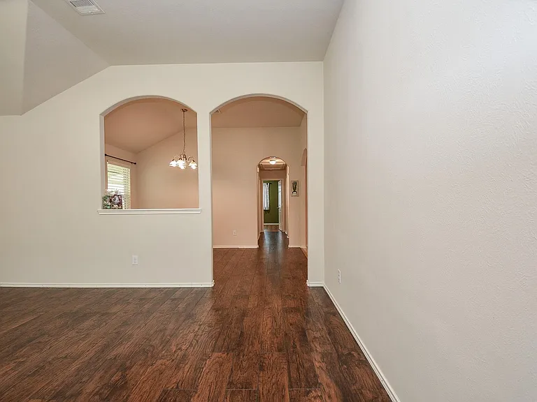 1151 Crestmont Place Loop — Photo 5