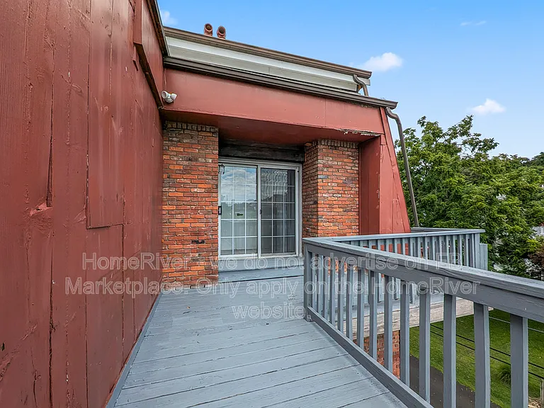 735 Ohio River Blvd #5 — Photo 10