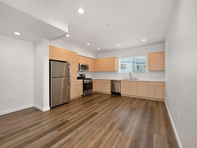 Presidio Townhomes — Photo 24