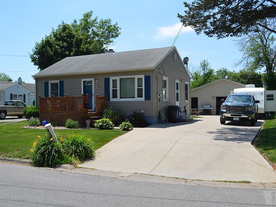 1st image of 717 Pocahontas Ln