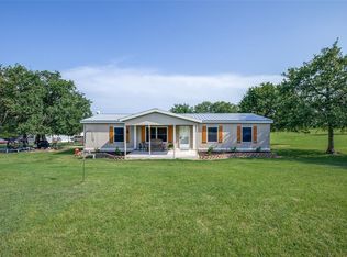 102 Morton Ct, Springtown, TX 76082