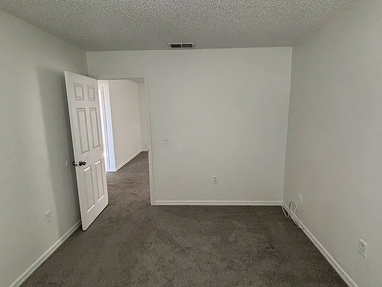157 Cimarron Ln — Photo 17
