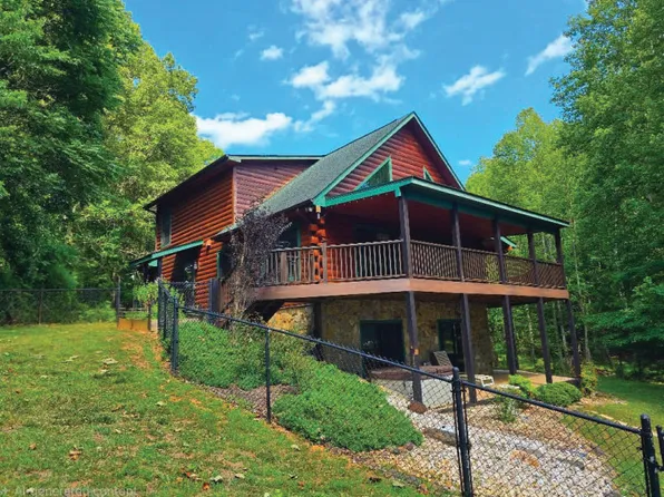 300 Crawford Dr, Moneta, VA 24121