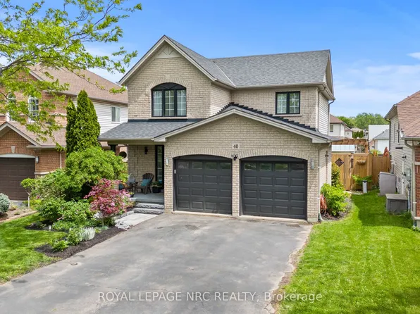 40 Longfellow Ave, Saint Catharines, ON L2R 6N7