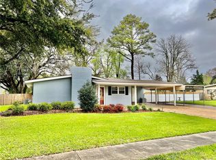 4903 Canal Dr, Alexandria, LA 71303