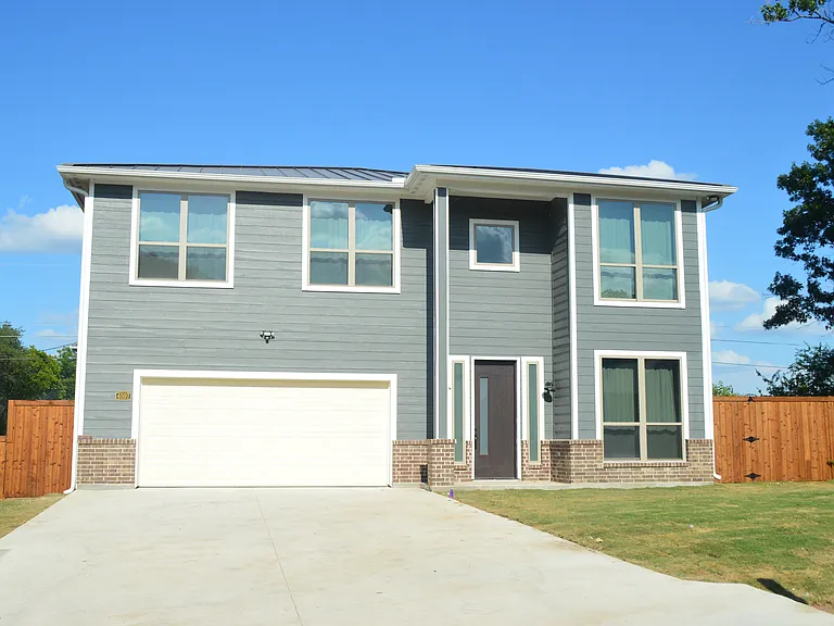 4597 County Road 446 — Photo 1