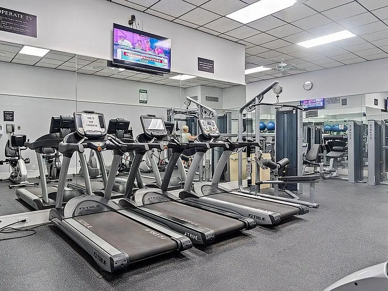4280 Galt Ocean Dr #L — Photo 16