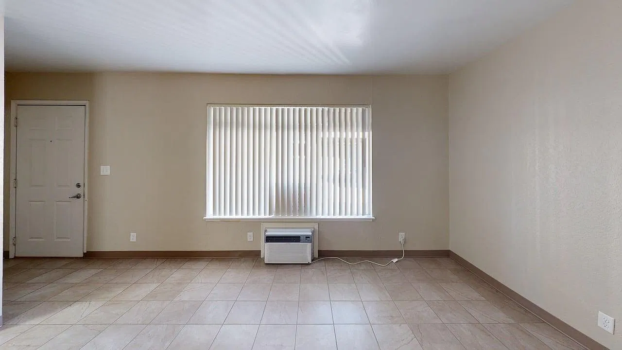 1 bed, $1,025 — Photo 3