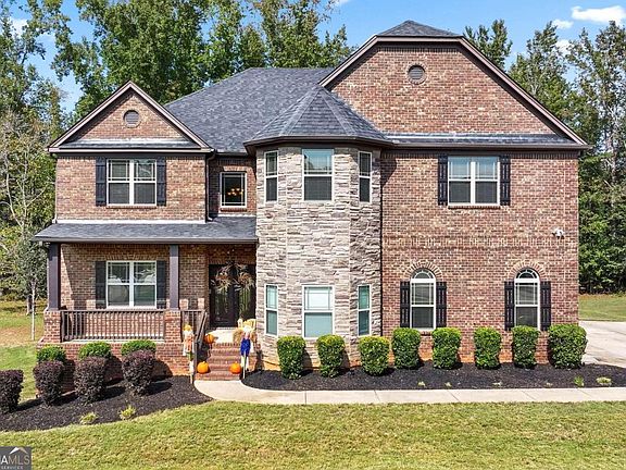 5th image of 2214 Golden Eagle Dr