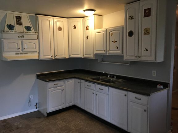 4th image of 2615 Caroline Ave
