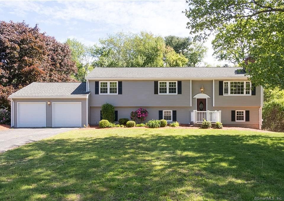 1st image of 54 Lipman Dr