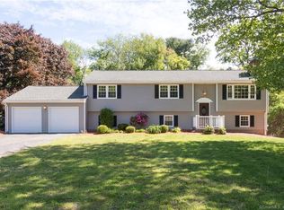 54 Lipman Dr, South Windsor, CT 06074