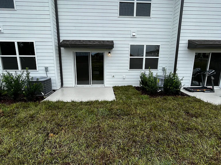 609 Madison Dr — Photo 11