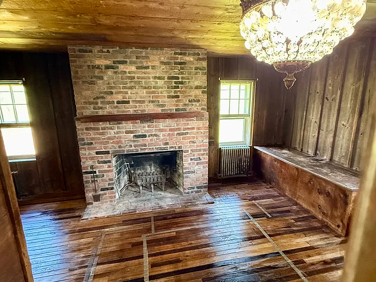 Kraus Rd — Photo 15