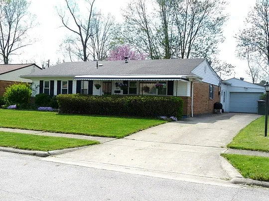 781 Cottrell Dr photo 1