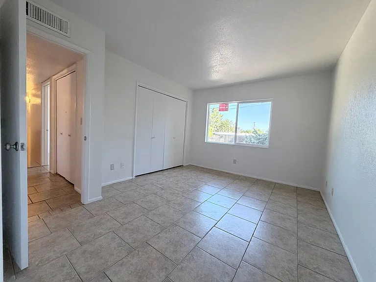 2864 E Wilcox Dr — Photo 11