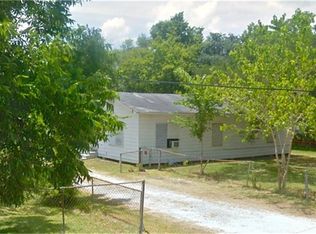 135 S Willow Rd, Texas City, TX 77591