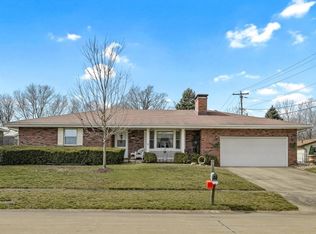 405 McGee Cir, Urbana, IL 61802